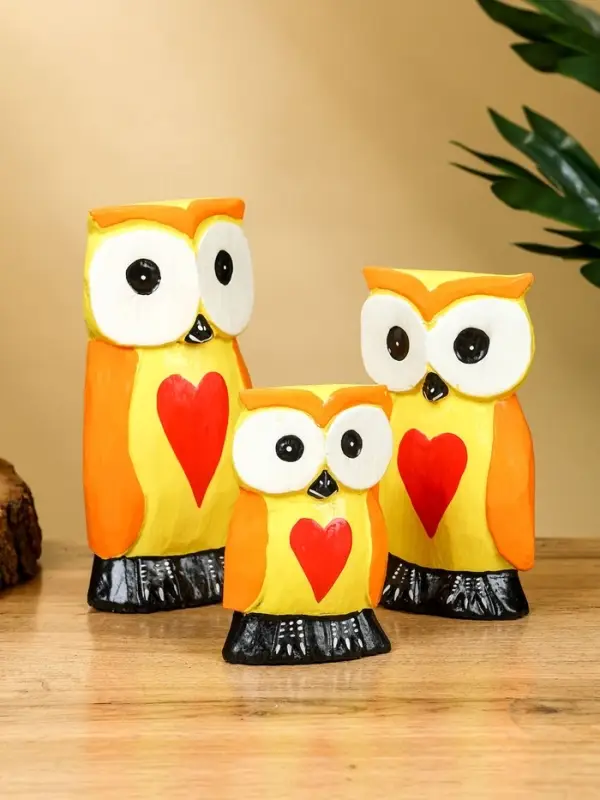 Набор сувенирный «Совята с сердечком», h=15 см, h=12.5 см, h=9.5 см, дерево, оранжево-желтый