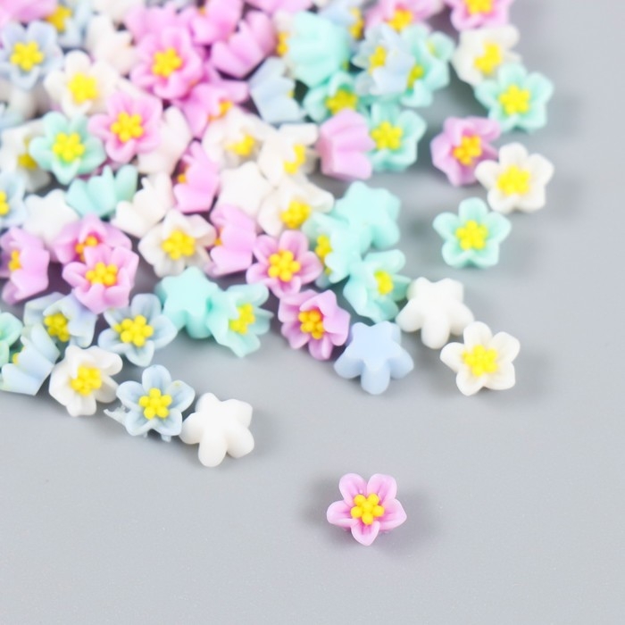 Декор для творчества пластик Декор для творчества пластик "Пятилистники" набор 100 шт 0,6х0,6 см