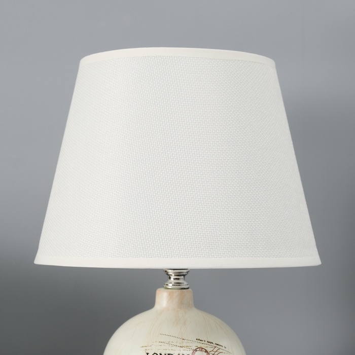 Настольная лампа с абажуром RISALUX «Аджена», Е14, 40 Вт, 22.5×22.5×32.5 см Настольная лампа с абажуром RISALUX «Аджена», Е14, 40 Вт, 22.5×22.5×32.5 см