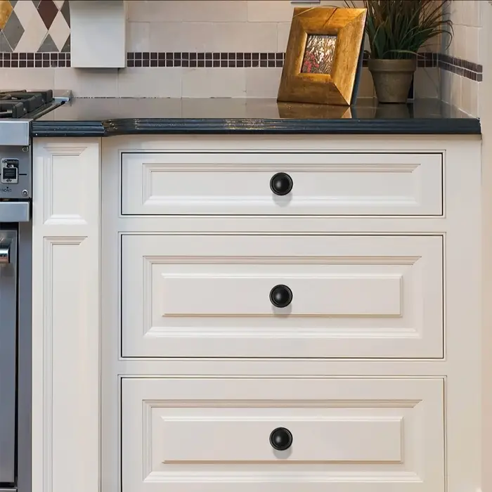 Ручка-кнопка ТУНДРА РК118BL, d=30 мм, черная Ручка-кнопка ТУНДРА РК118BL, d=30 мм, черная