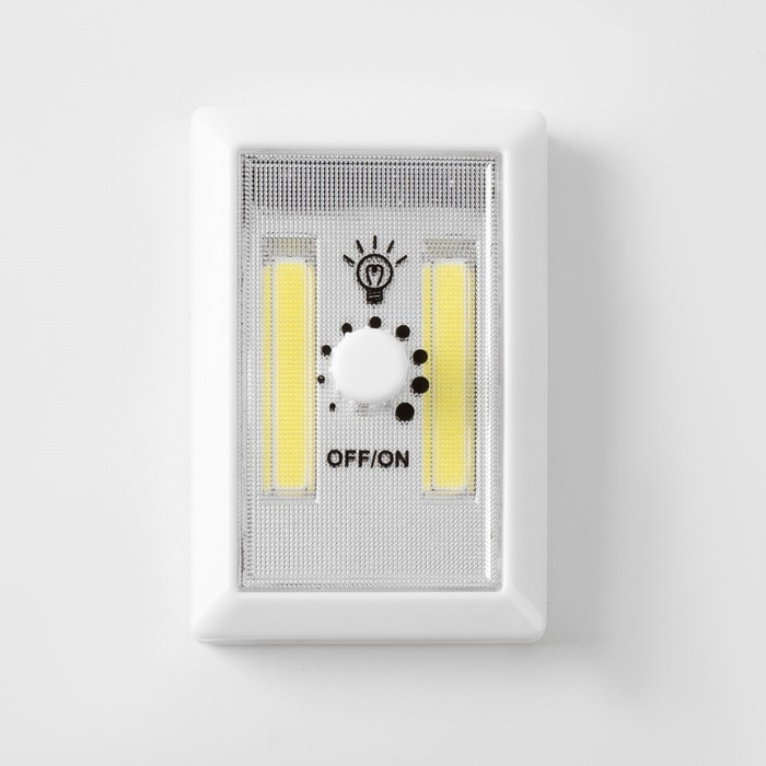 Фонарь-светильник  Фонарь-светильник "Мастер К", 220 лм, COB, магнит, клейкая основа, 7.5 х 11.5 х 3.3см