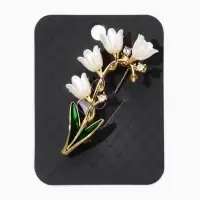 Брошь "Цветы Ландышей", цвет бело-зелёный в золоте