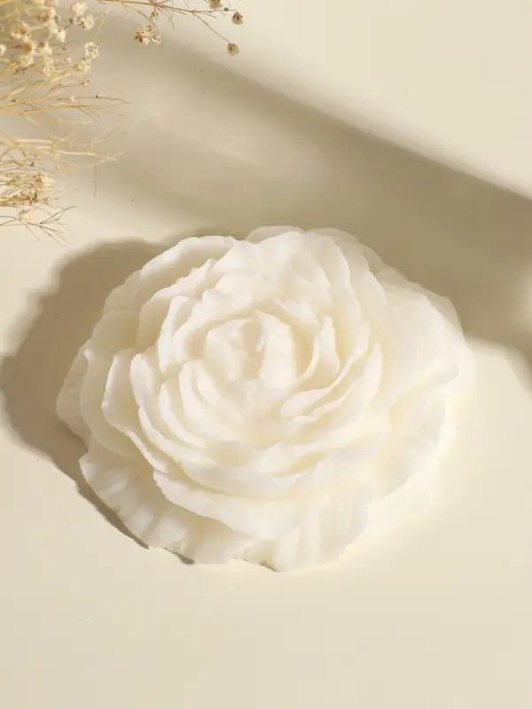 Свеча декоративная &laquo;Бутон пиона&raquo;, белая, 16&times;14&times;4 см