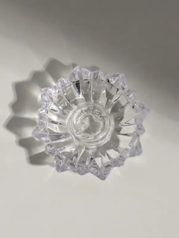 Подсвечник стекло на 1 свечу "Цветок-звезда" прозрачный d=2 см 8,8х8,8х2 см