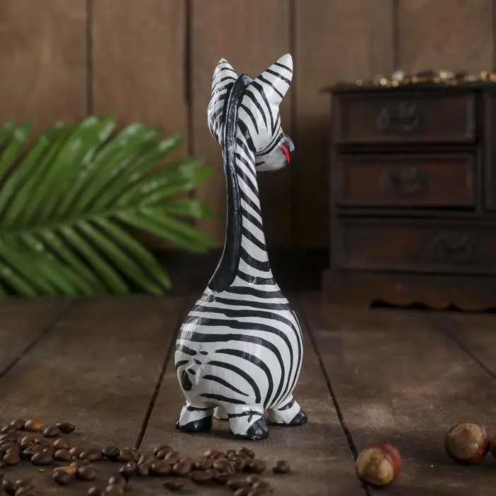 Сувенир «Зебра-толстячок», 18×6×5 см, дерево Сувенир «Зебра-толстячок», 18×6×5 см, дерево