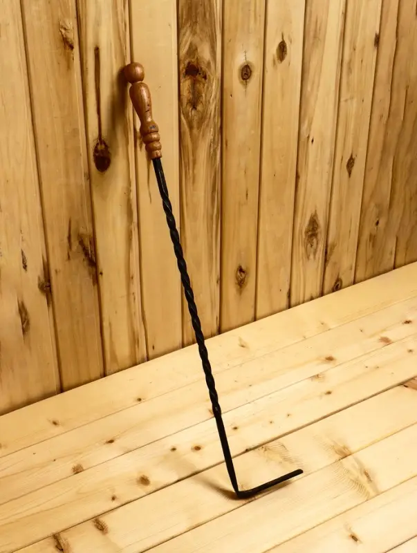 Кочерга кованая "Патина золото", ручка буковая, высота 70 см