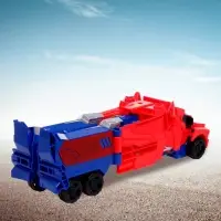 Робот &laquo;Автобот&raquo;, трансформируется