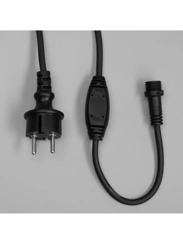 Гирлянда &laquo;Бахрома&raquo; 3&times;0.6 м, IP65, УМС, тёмная нить каучук, 108 LED, свечение тёплое белое, 220 В