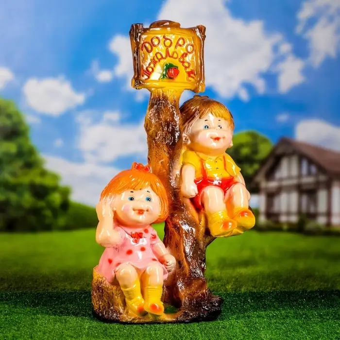 Садовая фигура из гипса &laquo;Мальчик и девочка на дереве&raquo;, 66&times;31&times;40 см, МИКС