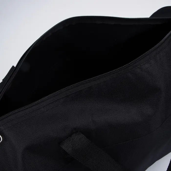 Сумка спортивная на молнии, длинный ремень, средний размер, чёрная