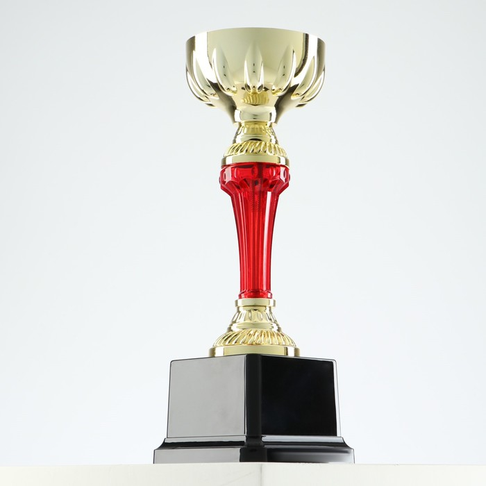 Кубок 076С, наградная фигура, золото, подставка пластик, 19 x 7 x 6.5 см. Кубок 076С, наградная фигура, золото, подставка пластик, 19 x 7 x 6.5 см.