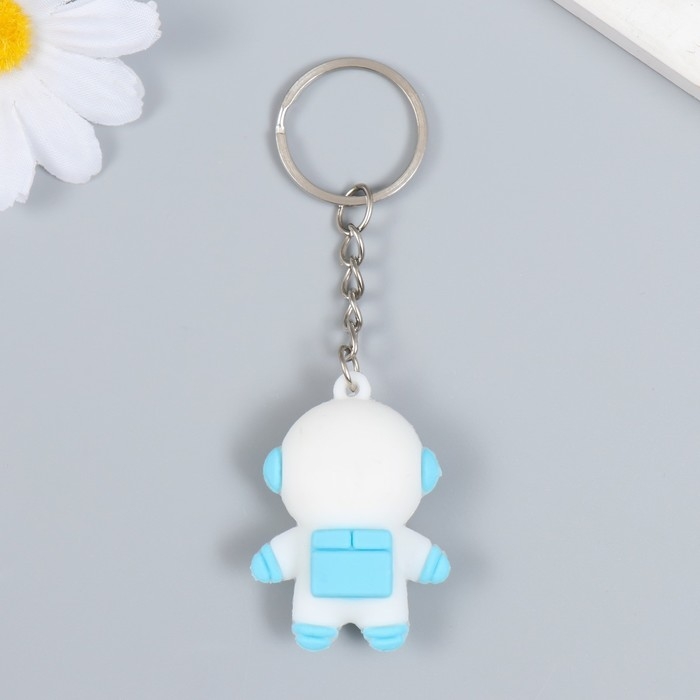 Брелок резина Брелок резина "Космонавт в бело-голубом скафандре" 4,5х2,4х3,2 см