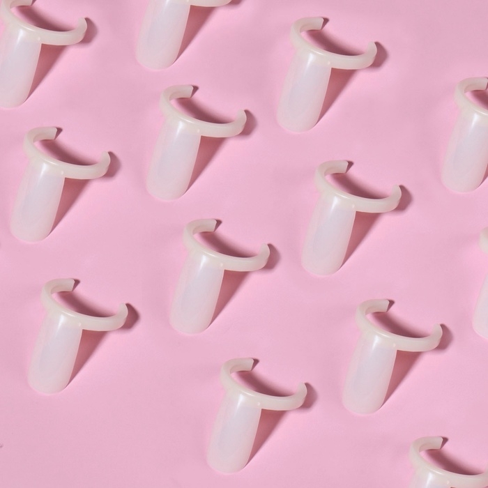 Палитра для лаков на баночку «Ноготки», d - 2 см, 50 шт, форма мягкий квадрат, цвет слоновая кость Палитра для лаков на баночку «Ноготки», d - 2 см, 50 шт, форма мягкий квадрат, цвет слоновая кость