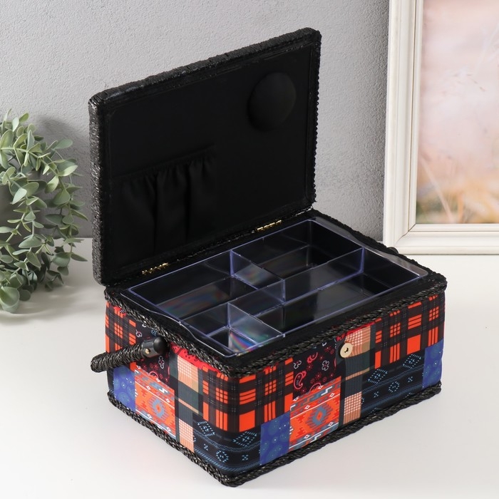 Шкатулка для рукоделия Шкатулка для рукоделия "Пэчворк. Узоры" 19х26х14,5 см