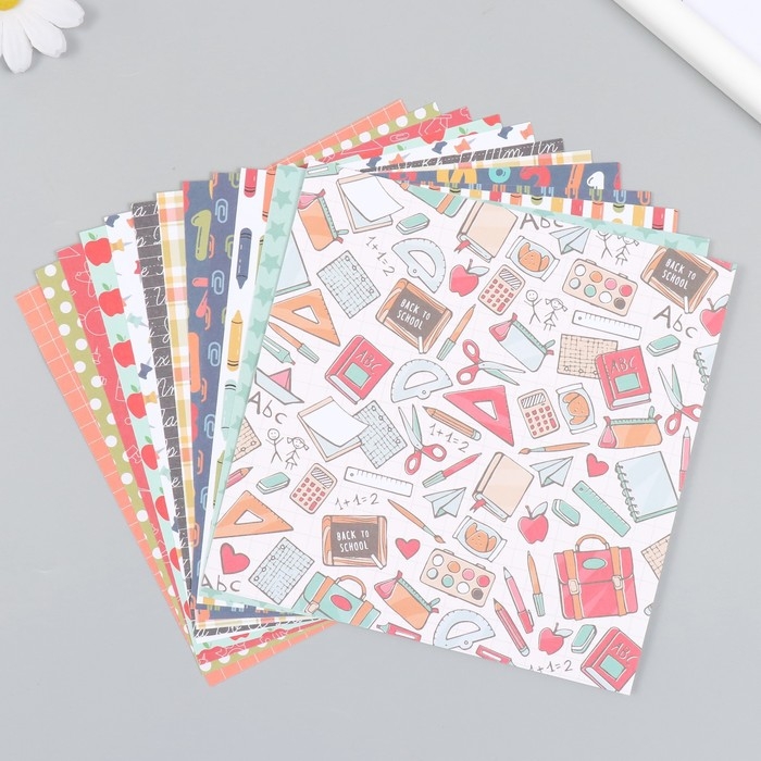 Набор бумаги для скрапбукинга 12 листов 12 дизайнов Набор бумаги для скрапбукинга 12 листов 12 дизайнов "Школьные будни" 160 гр 15,2х15,2 см