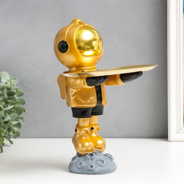 Сувенир полистоун подставка  Сувенир полистоун подставка "Космонавт на астероиде" золотой 29х17х22,5 см