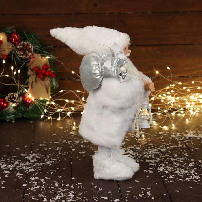 Дед Мороз  Дед Мороз "В белой шубке, с фонариком и подарками" Микс 30 см