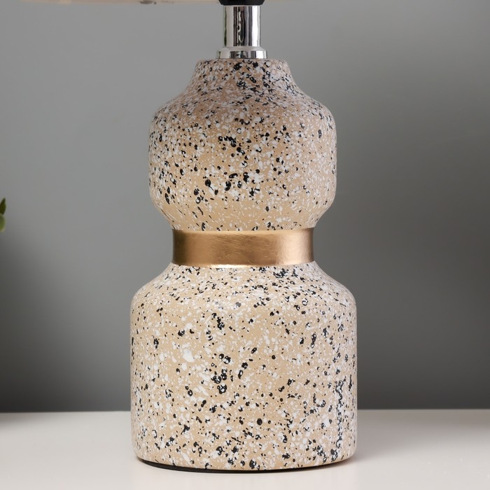 Настольная лампа Настольная лампа "Патрисия" Е14 40Вт бело-золотой 20х20х35 см