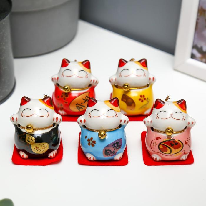 Сувенир кот керамика Сувенир кот керамика "Манэки-нэко" h=4,5 см (набор 5 шт)
