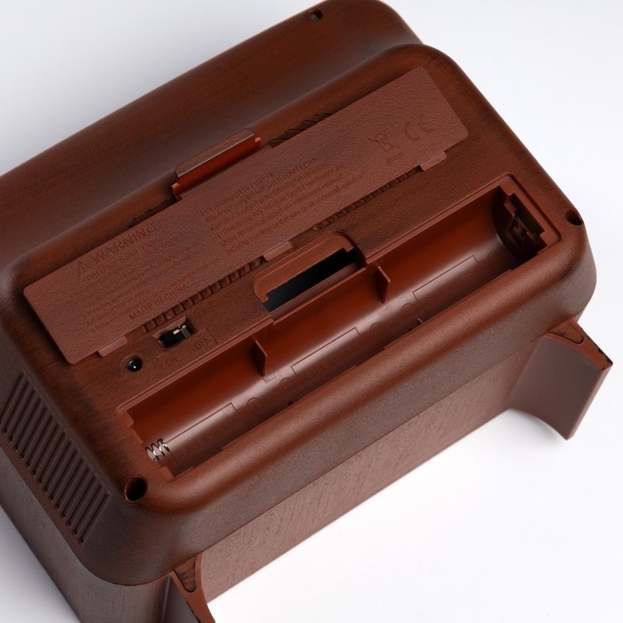 Фигура светодиодная «Новогодний огонек», 21х12.1х17.1 см, музыка, батарейки ААх3 (не в комплекте), USB, свечение мульти Фигура светодиодная «Новогодний огонек», 21х12.1х17.1 см, музыка, батарейки ААх3 (не в комплекте), USB, свечение мульти