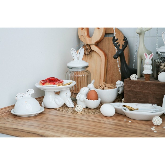 Блюдо с крышкой Доляна «Зайка в золотом», 12×9,5 см, цвет белый Блюдо с крышкой Доляна «Зайка в золотом», 12×9,5 см, цвет белый