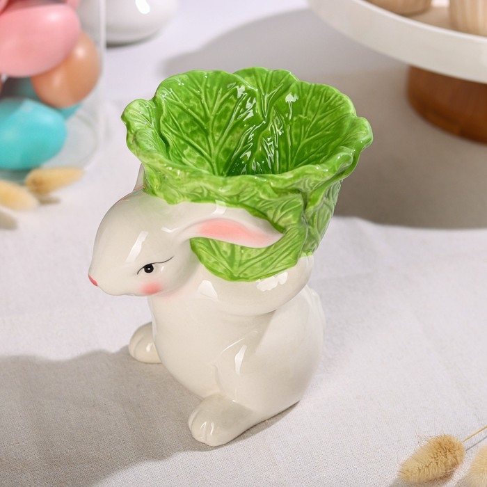 Подставка для яйца Доляна «Зайка в капусте», 14,5×12×15,3 см, цвет белый Подставка для яйца Доляна «Зайка в капусте», 14,5×12×15,3 см, цвет белый