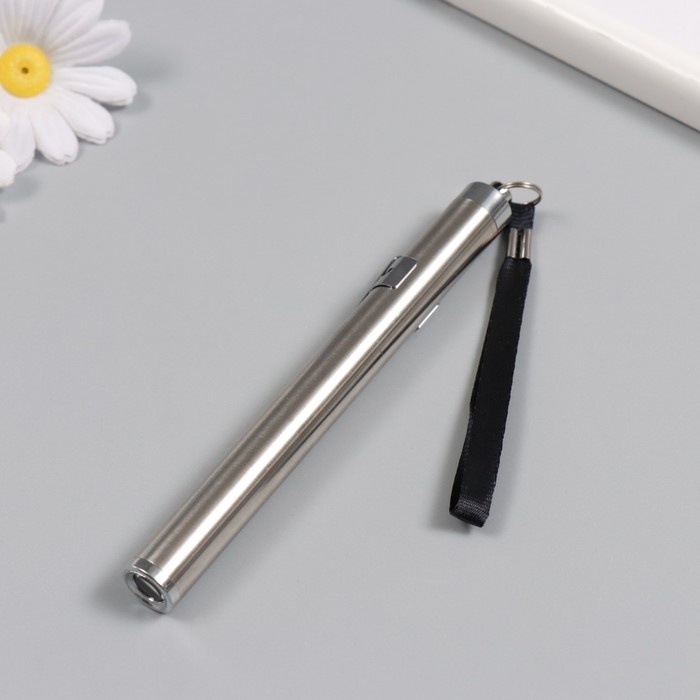 Фонарик свет с ремешком металл  Фонарик свет с ремешком металл "Серебро"  AAAx2 шт 1,4х1,4х13,5 см