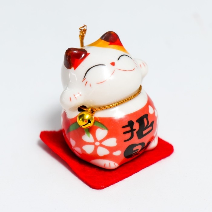 Сувенир керамика Сувенир керамика "Манэки-нэко в костюмчике с бубенчиком" 4,5х3,8х4,6 см набор 5 шт