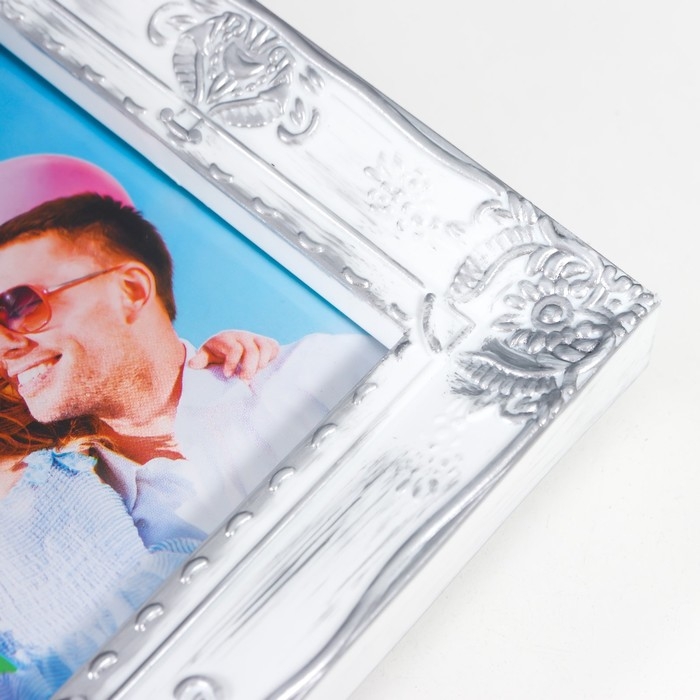 Мультирамка PLATINUM коллаж на 8 фото 10х15 см, белый с серебром Мультирамка PLATINUM коллаж на 8 фото 10х15 см, белый с серебром