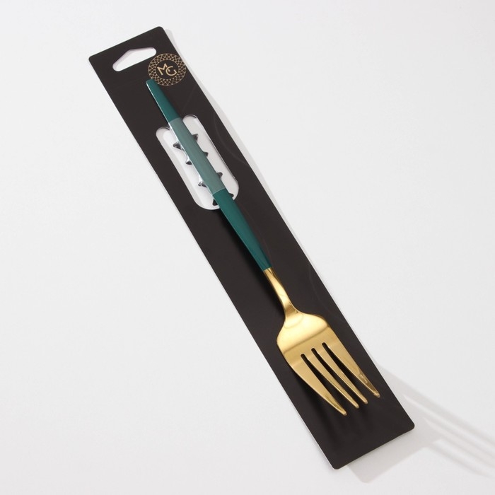 Вилка столовая из нержавеющей стали Magistro «Блинк», 21,5×3 см, зелёная ручка, цвет металла золотой Вилка столовая из нержавеющей стали Magistro «Блинк», 21,5×3 см, зелёная ручка, цвет металла золотой