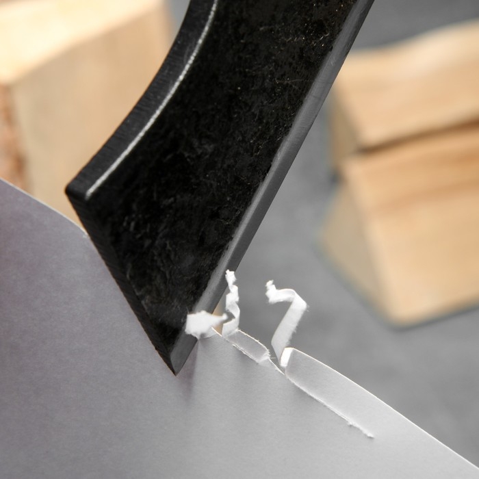 Топор охотничий кованый ТУНДРА ПРОФИ, топорище высшего сорта Топор охотничий кованый ТУНДРА ПРОФИ, топорище высшего сорта "дуб" воск, с чехлом, 1200 г