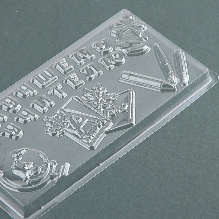 Форма для шоколада - плитка «Лучшему учителю», 18 х 9.5 см Форма для шоколада - плитка «Лучшему учителю», 18 х 9.5 см