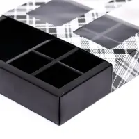 Коробка для 8 конфет шоколад, с окном, &laquo;Мужской&raquo; 17.7&times;17.8&times;3.8 см