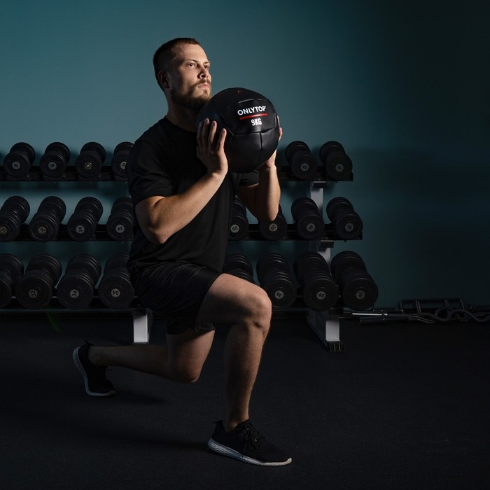 Медицинбол ONLYTOP, 9 кг, d=29 см Медицинбол ONLYTOP, 9 кг, d=29 см