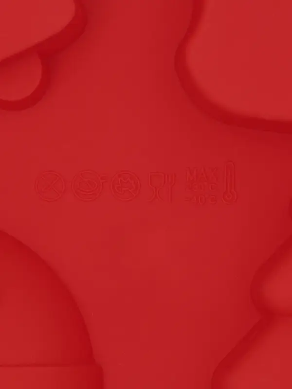 Форма для выпечки Доляна &laquo;Новый год. Праздник к нам приходит&raquo;, силикон, 26&times;17.5 см, 6 ячеек, красная