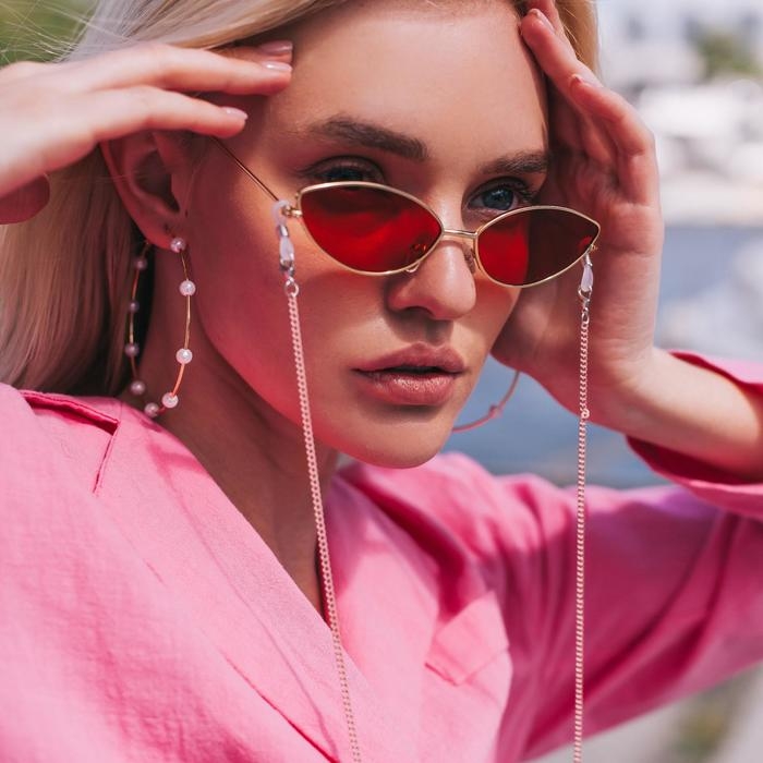 Серьги-кольца «Бусинки», шар 6, цвет белый в золоте, d=7 см Серьги-кольца «Бусинки», шар 6, цвет белый в золоте, d=7 см