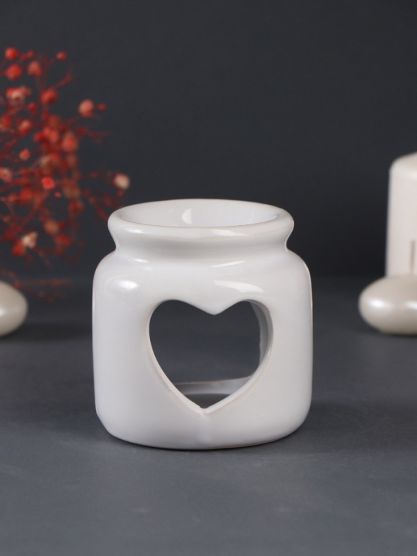 Аромалампа керамика + ароматический воск Аромалампа керамика + ароматический воск "Сердце" белая 7,5х7,5х8 см