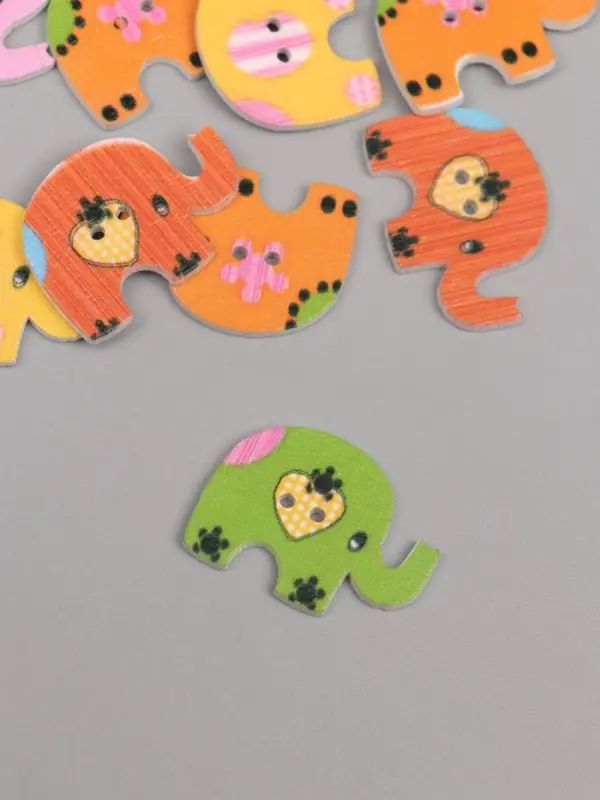 Набор пуговиц декоративных дерево "Слоники" (набор 12 шт) 3х2,6 см