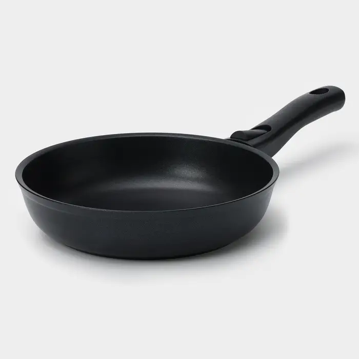 Сковорода KUKMARA &laquo;Традиция&raquo;, d=22 см, стеклянная крышка, съёмная ручка, антипригарное покрытие, алюминий, чёрный