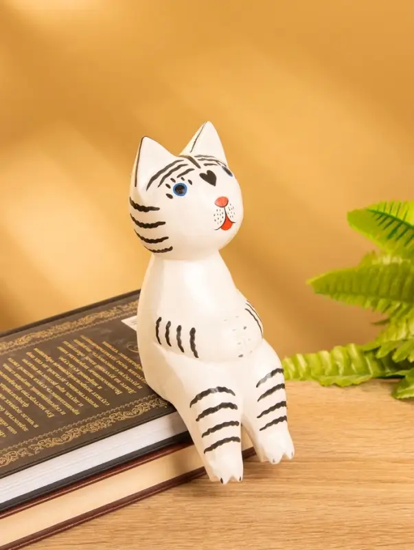 Сувенир дерево  Сувенир дерево "Тигренок сидячий" цв. чёрно-белый, 6х6х15 см