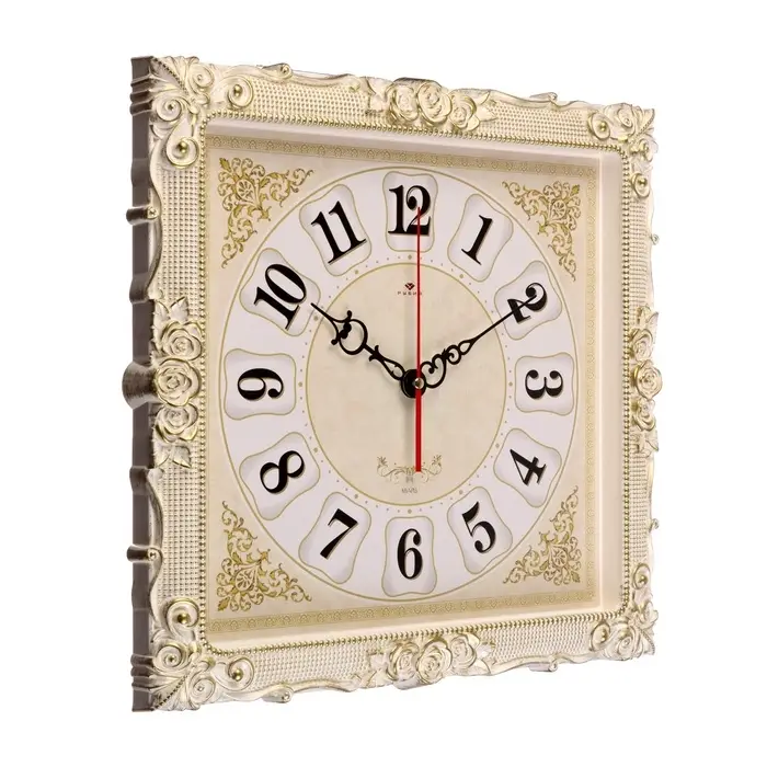 Часы настенные интерьерные &laquo;Барака&raquo;, бесшумные, плавный ход, 38&times;38 см, белые, золотистые