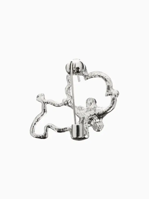 Брошь &laquo;Собачка с цветочком&raquo;, белая в серебре