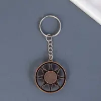 Металлический брелок для ключей на кольце &laquo;Штурвал с компасом&raquo;, 3.5&times;3.5 см