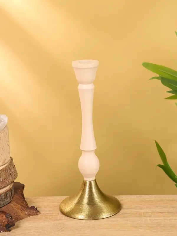 Подсвечник на 1 свечу "Бежевый" 10,5х10,5х25 см