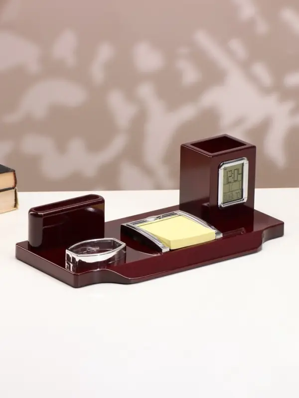 Набор настольный канцелярский 4 в 1, с часами