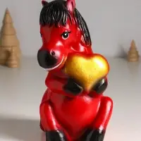 Копилка "Огненный конь с сердцем" 24 см, красный Копилка "Огненный конь с сердцем" 24 см, красный