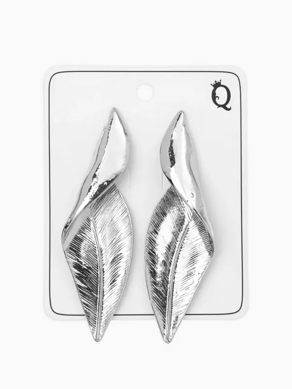 Серьги металл &laquo;Богема&raquo;, скрученный листок, цвет серебро