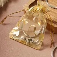 Набор мешочков подарочных 100шт. "Сердечки", 7*9 см, цвет золотой (1195304) Набор мешочков подарочных 100шт. "Сердечки", 7*9 см, цвет золотой (1195304)