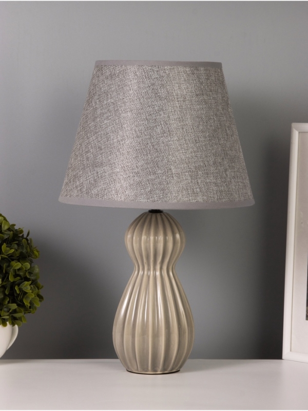 Лампа настольная Лампа настольная "Поэзия" 40Вт Е14 срый 24х24х38см