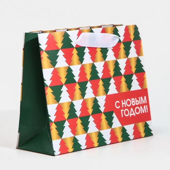 Пакет подарочный новогодний ламинированный «Ёлки», 15 х 12 х 5.5 см